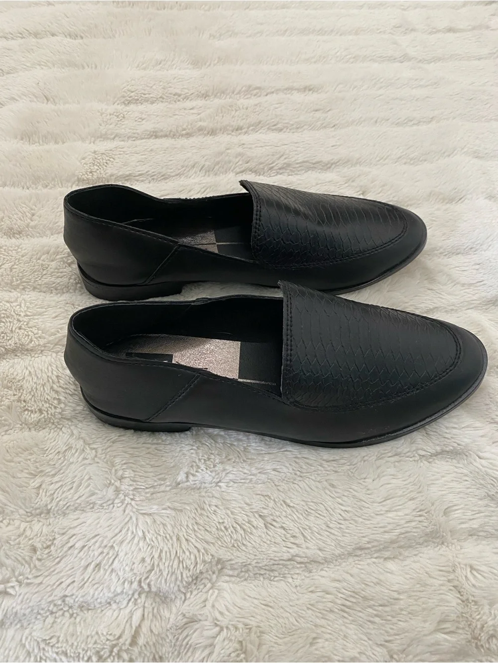 Dolce Vita Black Women’s Crocodile Textured Vamp Slip-On Loafers Size 8